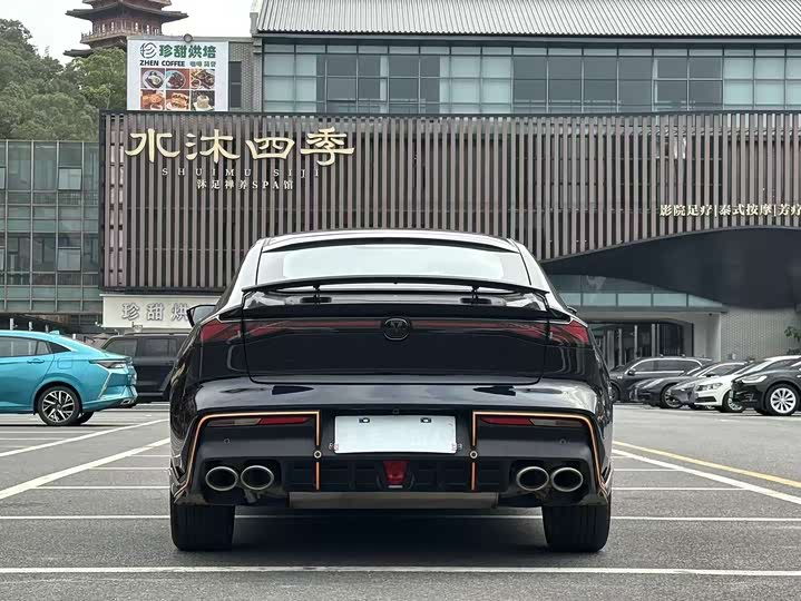 Changan UNI-V 2023 2.0 T — фото 14