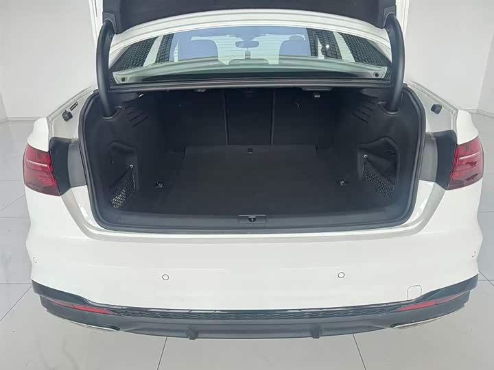 Audi A4L 2023 40 TFSI quattro — фото 6