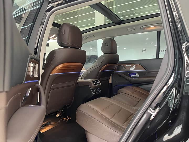 Mercedes-Benz GLS 2023 GLS 450 4 MATIC Luxury — фото 17