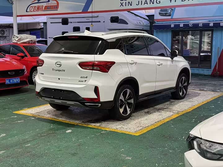 Trumpchi GS4 2018 235 T AT 2 WD — фото 9
