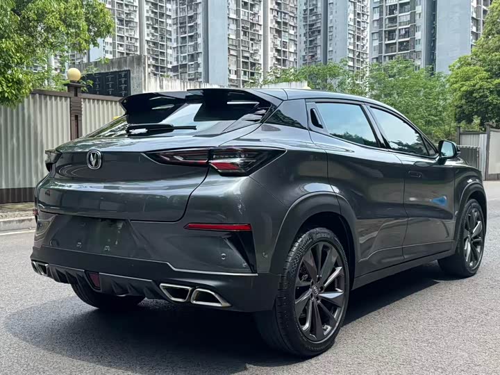 Changan UNI-T 2022 1.5 T Flagship — фото 5