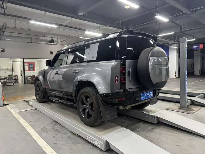 Land Rover Defender — фото 9
