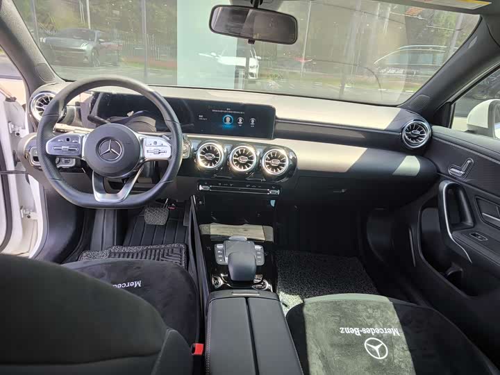 Mercedes-Benz A-Class 2021 A 200 L — фото 13