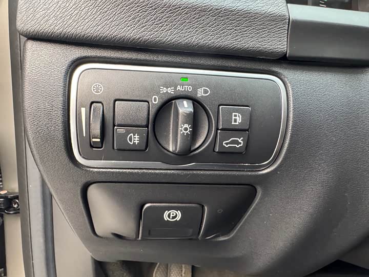 Volvo S60 2015 S 60 L 2.0 T — фото 11
