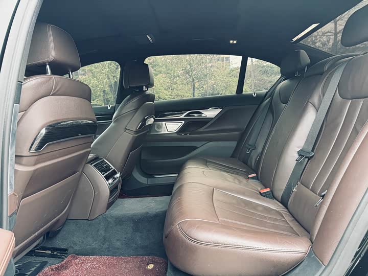 BMW 7-Series 2018 730 Li Leading M — фото 17