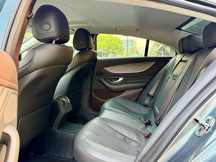 Mercedes-Benz CLS 2020 CLS 260 — фото 7