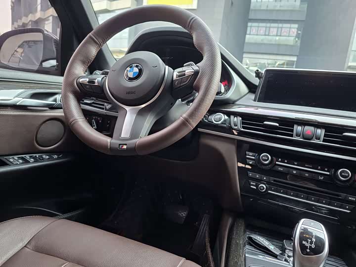 BMW X5 2017 x Drive 35i M Sport — фото 26