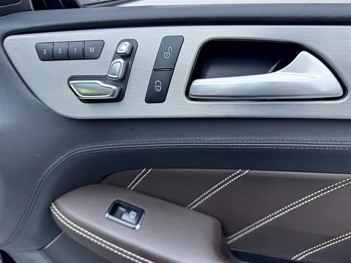Mercedes-Benz GLE 2015 AMG GLE 63 S 4 MATIC — фото 11
