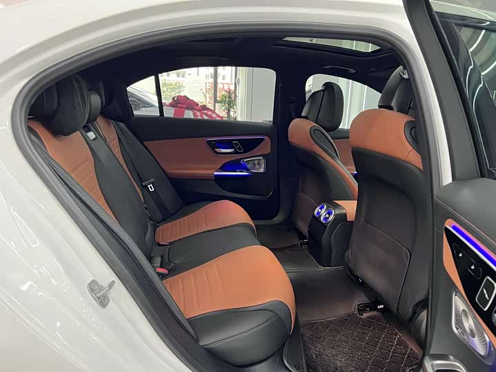 Mercedes-Benz C-Class 2024 C 260 L — фото 11