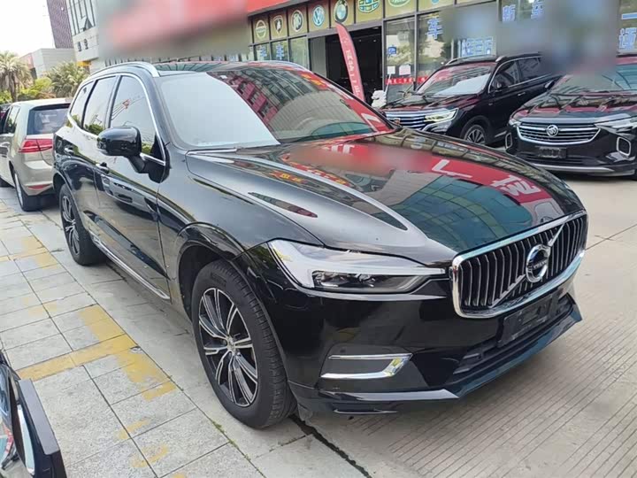 Volvo XC60 2021 T 5 4 WD — фото 4