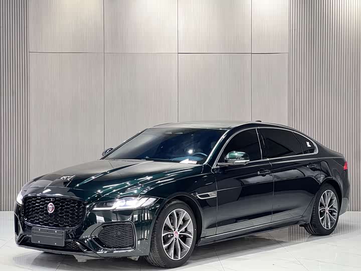 Jaguar XFL 2022 XFL 2.0 T P 250 2 WD — фото 1