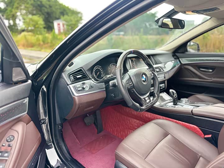 BMW 5 Series 525Li — фото 4