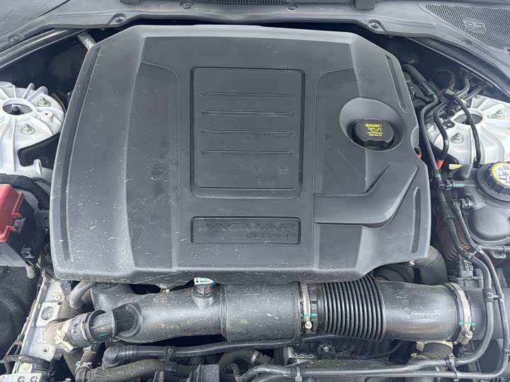 Jaguar XFL 2023 XFL 2.0 T P 250 2 WD — фото 25