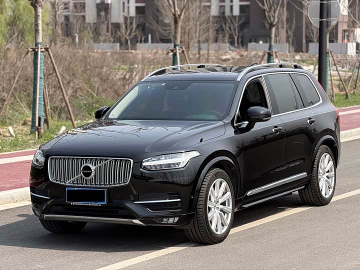 Volvo XC90 2017 T 6 5 — фото 1