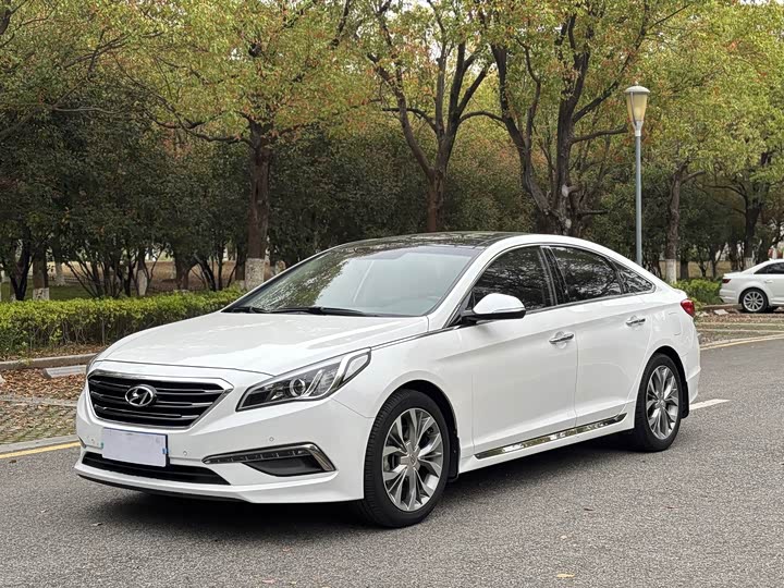 Hyundai Sonata — фото 1