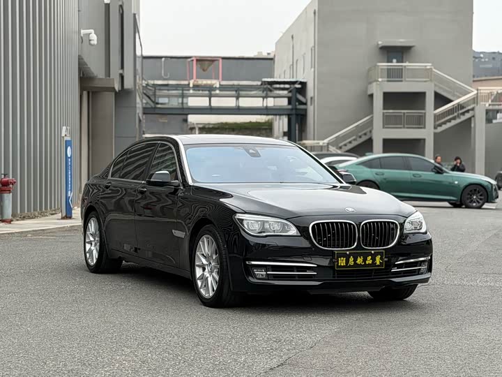 BMW 7-Series 2013 760 Li — фото 3