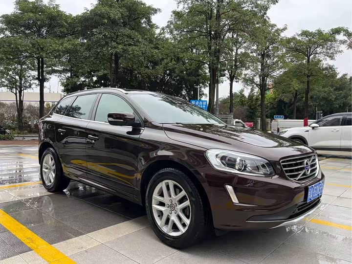 Volvo XC60 2017 T 5 — фото 3