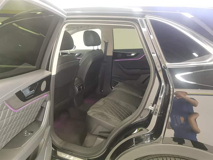 Hongqi HS5 2019 2.0 T 4 WD — фото 11