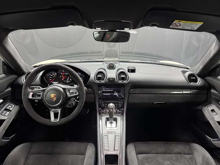 Porsche 718 2018 Cayman GTS 2.5 T — фото 7