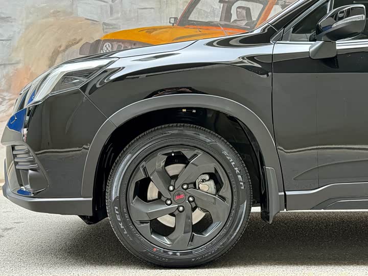 Subaru Forester — фото 6