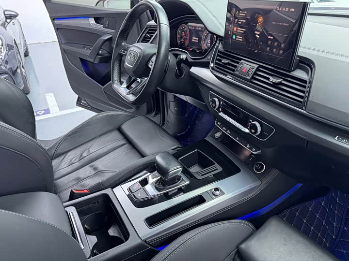Audi Q5L 40T стиль-динамик — фото 12