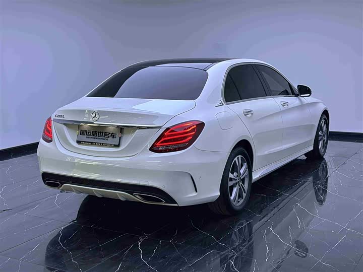 Mercedes-Benz C-Class 2017 C 200 L — фото 4