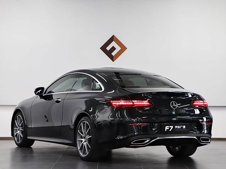 Mercedes-Benz E-Class 2023 E 260 — фото 4