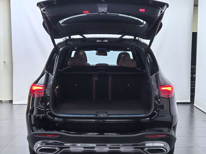 Mercedes-Benz GLC — фото 16