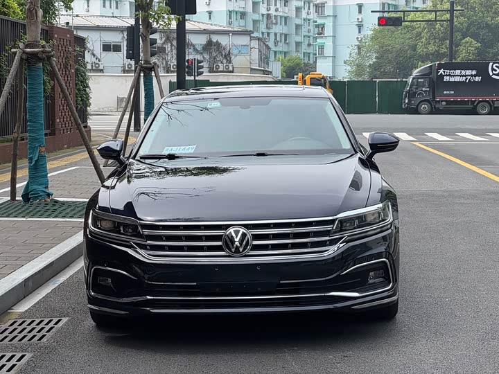 Volkswagen Phideon — фото 2