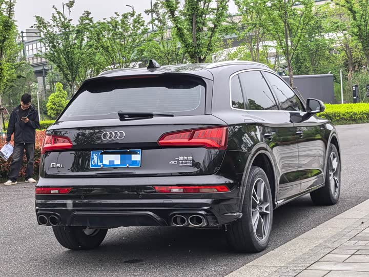 Audi Q5L 2020 40 TFSI — фото 6