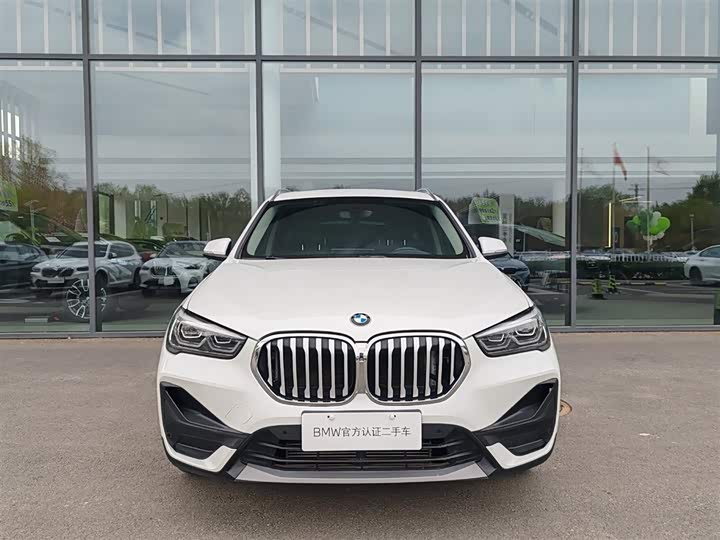 BMW X1 2022 s Drive 25 Li Leading — фото 2