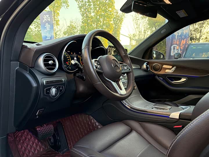 Mercedes-Benz GLC 260 L 4MATIC люкс — фото 4