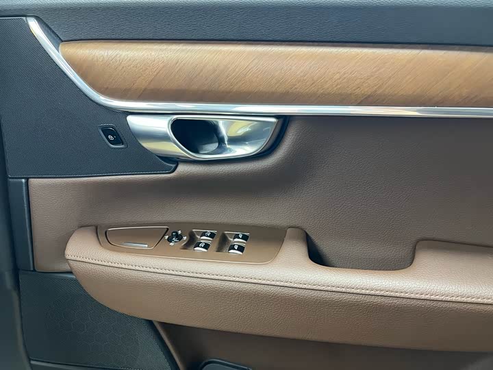 Volvo S90 Hybrid 2020 T 8 E Hybrid — фото 27