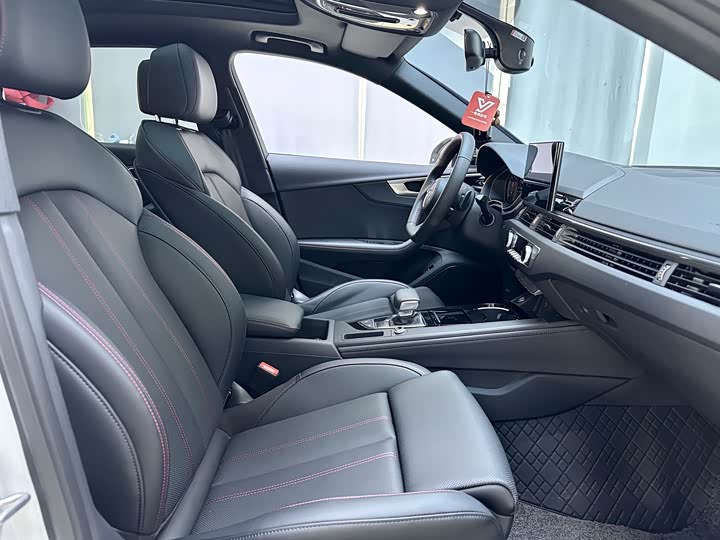Audi A4L 2025 200 40 TFSI — фото 10