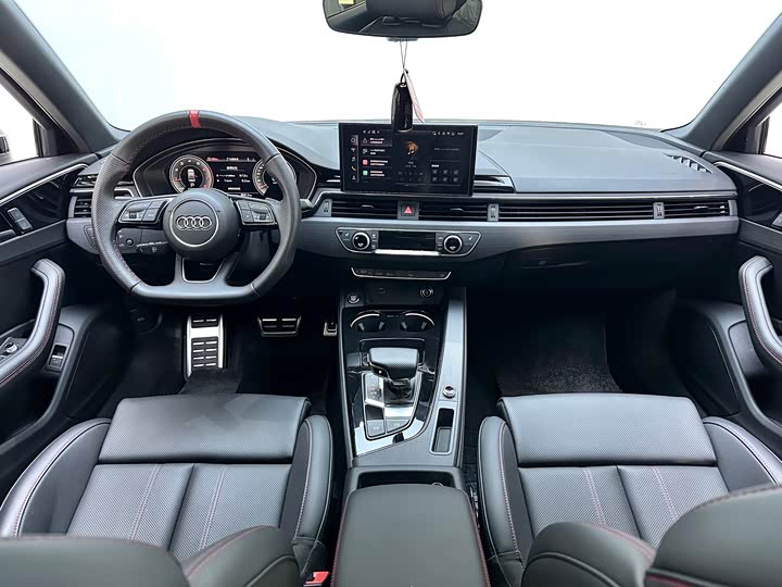 Audi A4L 2025 200 40 TFSI — фото 12