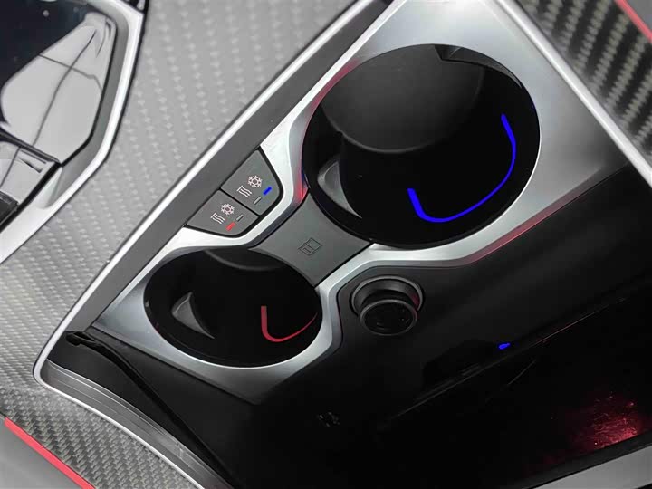BMW XM 2023 Base — фото 27
