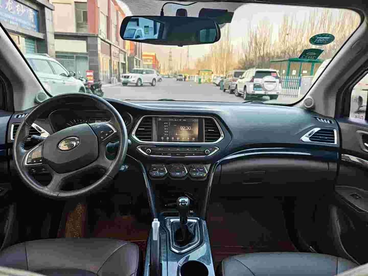 Trumpchi GS4 2017 235 T MT 2 WD — фото 6