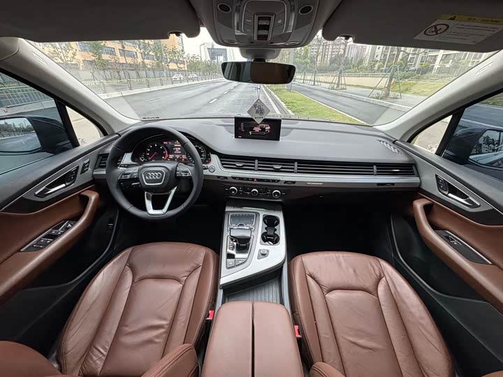 Audi Q7 2016 40 TFSI Comfort — фото 6