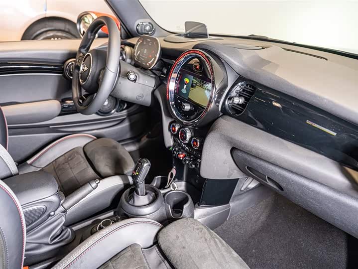 MINI Hatch — фото 10