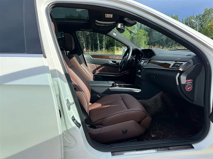 Mercedes-Benz E-Class E 320 L 4MATIC — фото 14