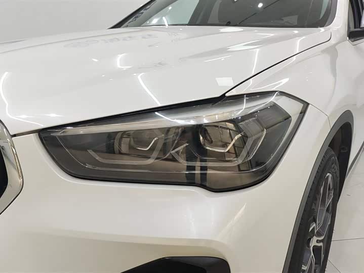 BMW X1 2021 s Drive 20 Li — фото 4