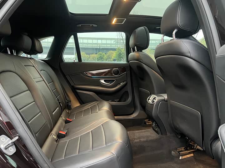 Mercedes-Benz GLC 2019 GLC 260 L 4 MATIC — фото 9