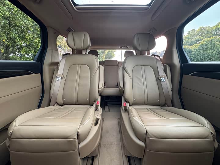 Buick GL8 2018 ES 28 T Luxury VI — фото 14