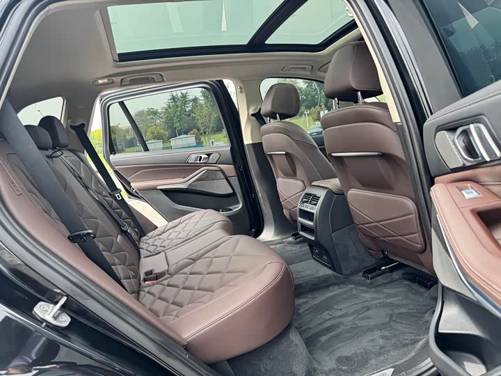 BMW X5 2022 x Drive 30 Li M — фото 13