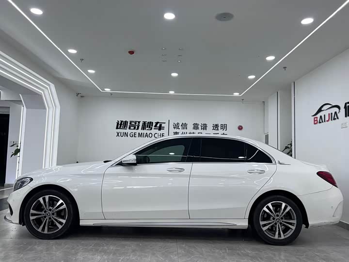 Mercedes-Benz C-Class 2017 C 200 L — фото 4