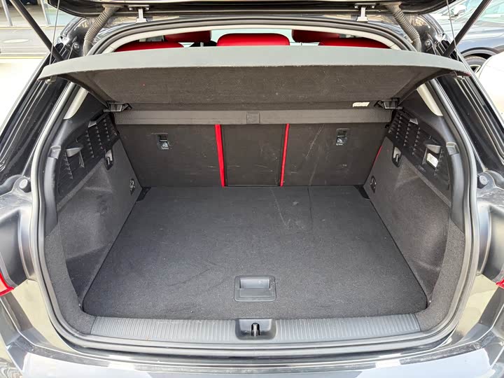 Audi Q2L 2021 35 TFSI — фото 15