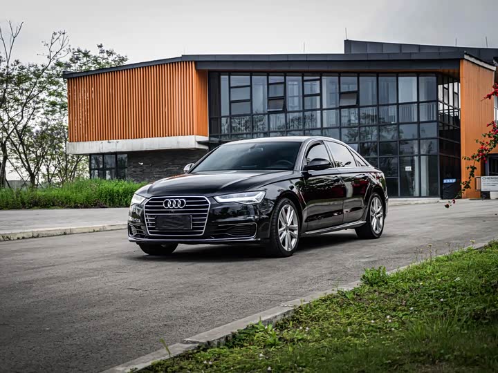 Audi A6L 2018 30 45 TFSI quattro Sport — фото 2