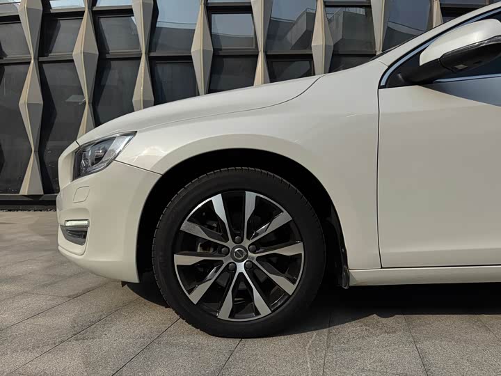 Volvo S60 2018 S 60 L T 3 — фото 4