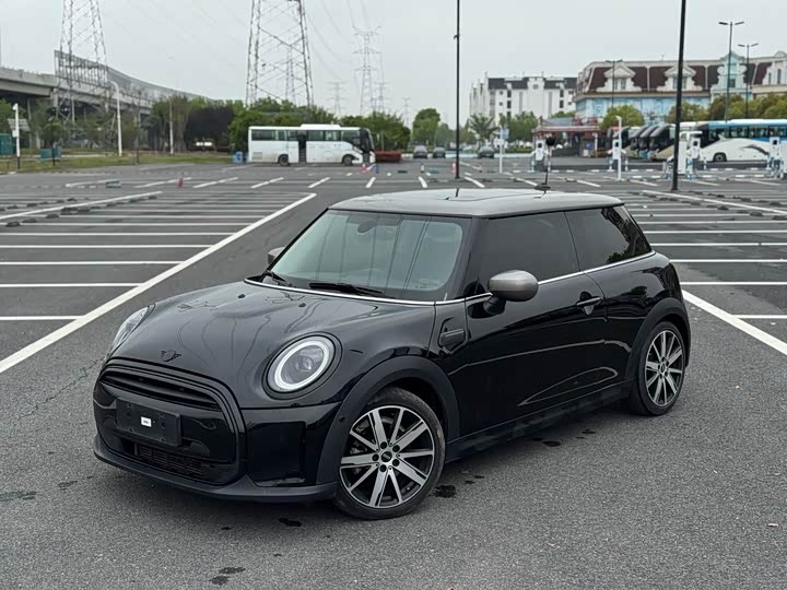 MINI Hatch — фото 1