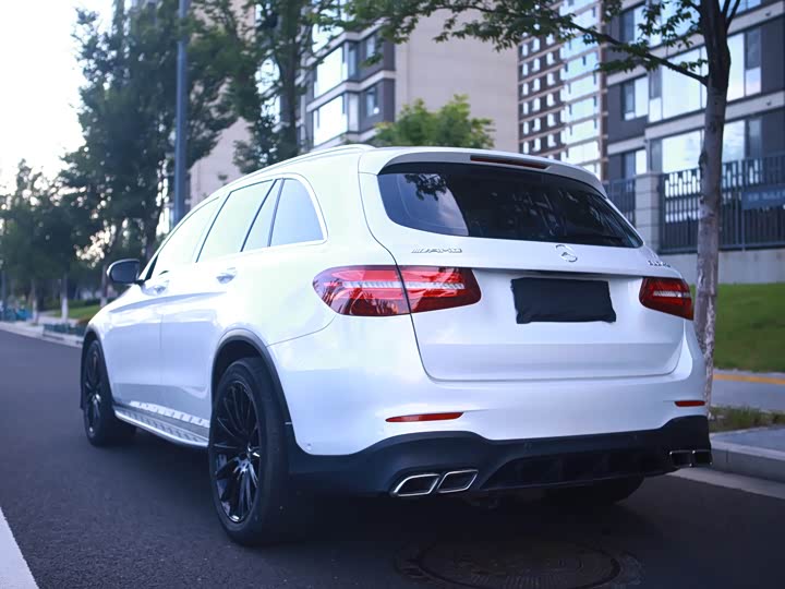 Mercedes-Benz GLC 260 4MATIC динамик — фото 5